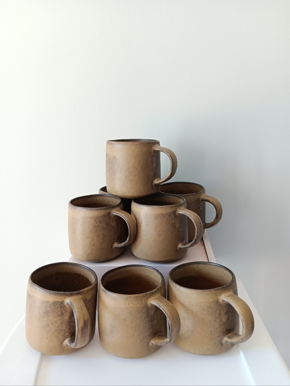 West Elm Kanto Stoneware Handled Coffee Tea Mugs Set of 8 Brown Grey Cardamom